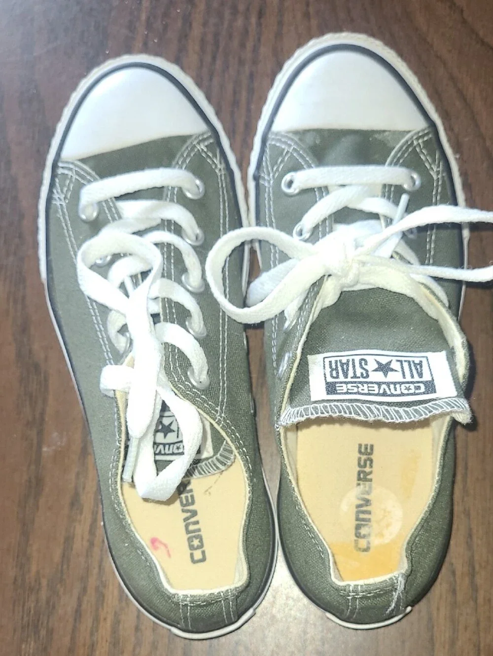 Converse Kids Chuck Taylor All Star Low Top Sneakers in Olive Green Size 3